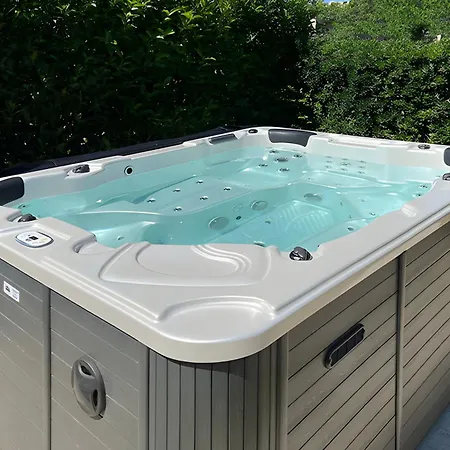 Summer Spritz Villa